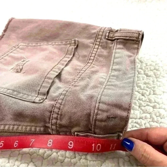 Free People Mauve Runaway Slouch Distress Raw Hem ButtonFly Denim Shorts Size 27 - Picture 13 of 14